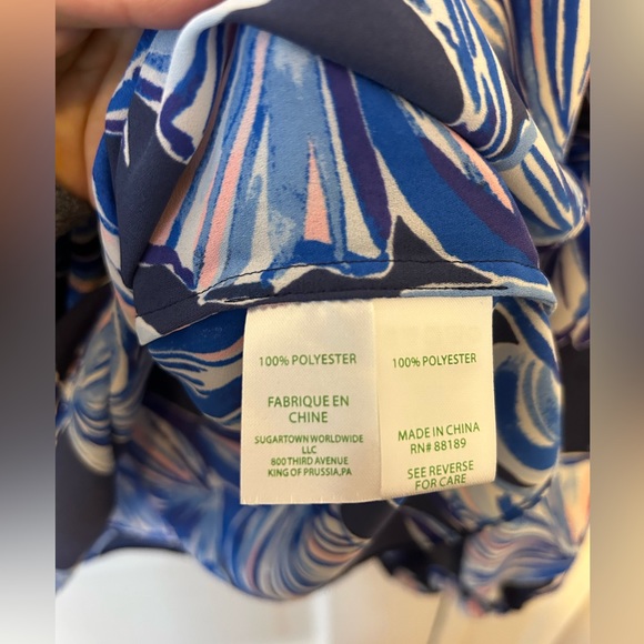 EUC Lilly Pulitzer Lou Lou Top In Reel Life - Picture 4 of 4